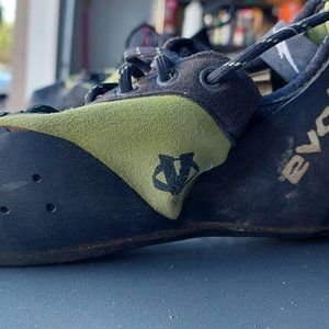 Evolve "Predator" (size 9), Green